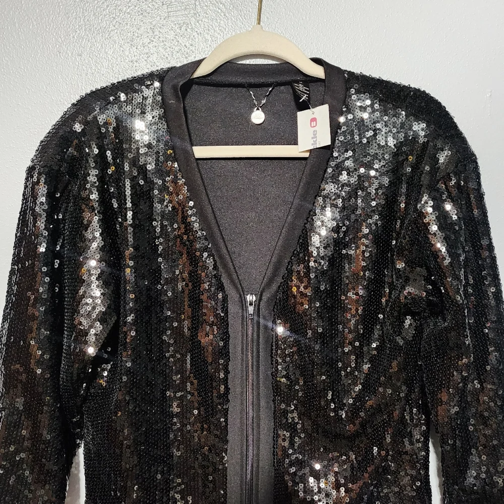 BKE Jacket Womens Medium Black Sequins Zip Front Party Holiday Glam Edgy NWT - Picture 3 of 11